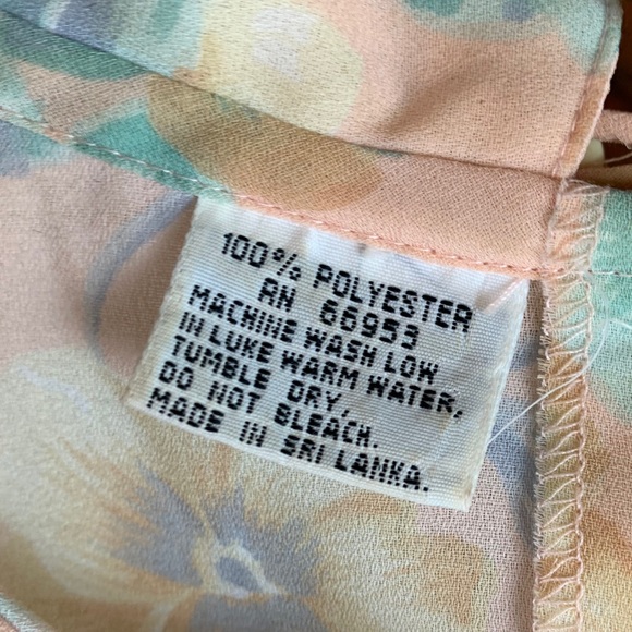 VINTAGE PERSONAL II Blouse Sheer Style with Long Sleeves Peach Floral Design - Picture 16 of 16